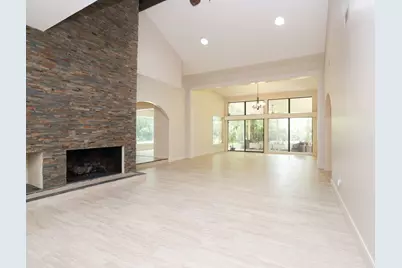 44 Indian Clover Drive, The Woodlands, TX 77381 - Photo 9