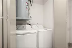 4509 Mt Vernon St, Houston, TX 77006 - Photo 11