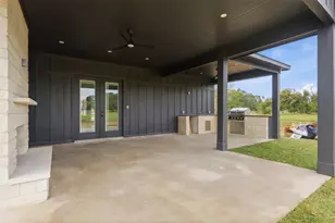 467 Springfield Trail, Angleton, TX 77515 - Photo 37