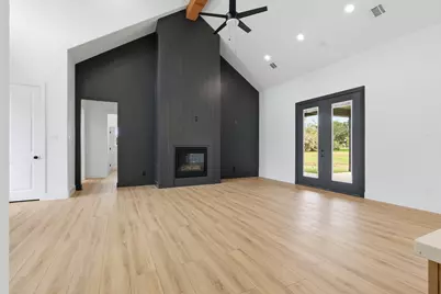 467 Springfield Trail, Angleton, TX 77515 - Photo 5