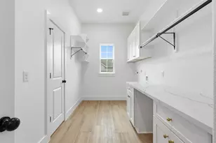 467 Springfield Trail, Angleton, TX 77515 - Photo 23