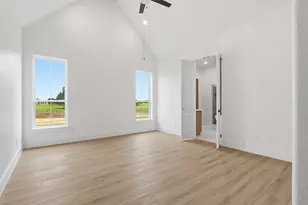 467 Springfield Trail, Angleton, TX 77515 - Photo 15