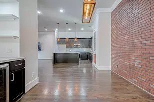 2227 Chenevert St, Houston, TX 77003 - Photo 9