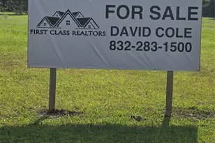 7417 E Houston Rd, Houston, TX 77028 - Photo 1