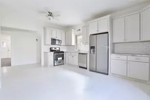 816 Hawthorne St, Houston, TX 77006 - Photo 5