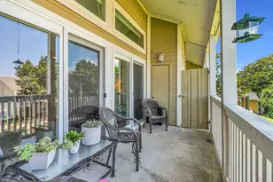 156 April Point Dr S, Conroe, TX 77356 - Photo 27