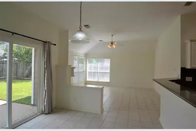 1219 Cambrian Park Court, Sugar Land, TX 77479 - Photo 9