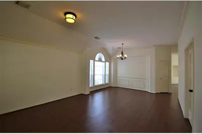 1219 Cambrian Park Court, Sugar Land, TX 77479 - Photo 11