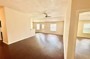 3906 Teal Run Meadows Dr, Fresno, TX 77545 - Photo 11