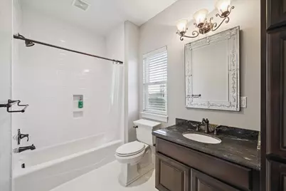 205 W 24th Street, Houston, TX 77008 - Photo 21