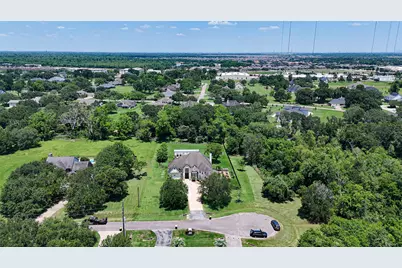 3939 Ramble Creek Drive, Missouri City, TX 77459 - Photo 5