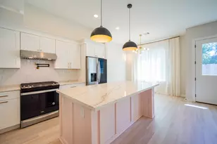 2032 W Tidwell Rd, Houston, TX 77091 - Photo 17