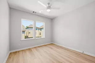 2032 W Tidwell Rd, Houston, TX 77091 - Photo 23