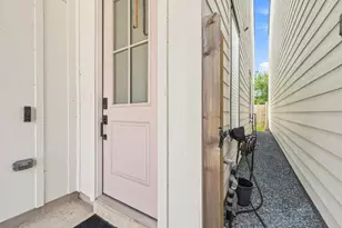 2032 W Tidwell Rd, Houston, TX 77091 - Photo 5