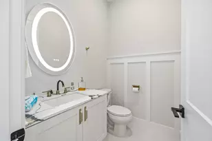 2032 W Tidwell Rd, Houston, TX 77091 - Photo 9