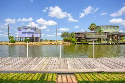 114 Bayou Vista Drive, Hitchcock, TX 77563 - Photo 1