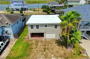 114 Bayou Vista Dr, Hitchcock, TX 77563 - Photo 9