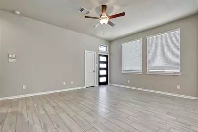 548 Long Leaf Pine, Montgomery, TX 77316 - Photo 5