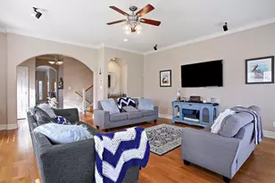 612 8th St, Kemah, TX 77565 - Photo 9