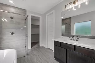 114 Sierra Strm Ct, Conroe, TX 77304 - Photo 13