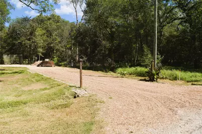 315 Center Drive, Cleveland, TX 77327 - Photo 7