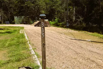 315 Center Drive, Cleveland, TX 77327 - Photo 5