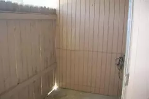 1922 Maux Dr, Houston, TX 77043 - Photo 9