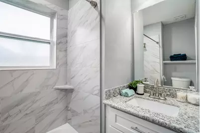 3409 Providence Street, Houston, TX 77020 - Photo 37