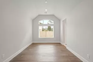 2140 Golden Spruce Ct, Conroe, TX 77301 - Photo 13