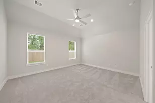 2140 Golden Spruce Ct, Conroe, TX 77301 - Photo 19