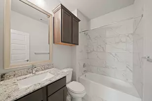 2140 Golden Spruce Ct, Conroe, TX 77301 - Photo 23