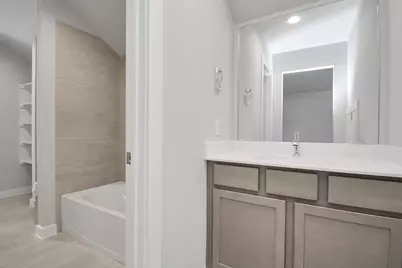 11718 Leafy Laurel Drive, Houston, TX 77066 - Photo 25
