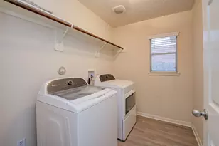 14903 Lanai Dr, Baytown, TX 77523 - Photo 9