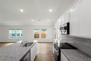 10707 Crockett Meadows Blvd, Conroe, TX 77306 - Photo 15