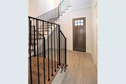 816 W 22nd Street, Houston, TX 77008 - Photo 3