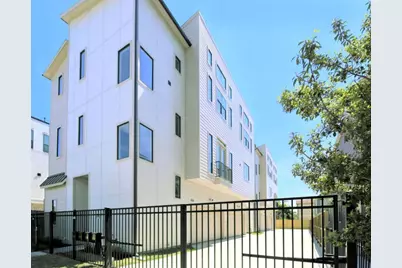 816 W 22nd Street, Houston, TX 77008 - Photo 1