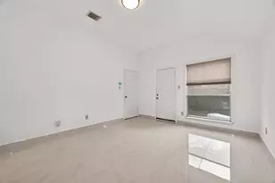 3306 S Greenpark Dr Dr, Houston, TX 77082 - Photo 25