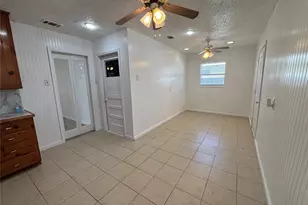 2113 Glendale St, La Marque, TX 77568 - Photo 11