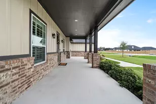 9719 Neon Moon Dr, Needville, TX 77461 - Photo 5