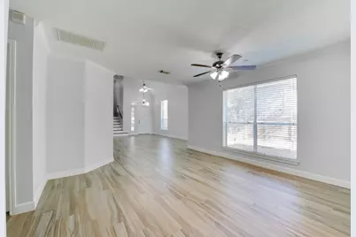 6930 Haven Creek Drive, Katy, TX 77449 - Photo 7