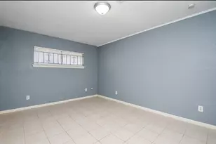 5510 Ricky St, Houston, TX 77033 - Photo 11