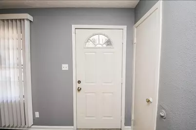 5510 Ricky Street, Houston, TX 77033 - Photo 5