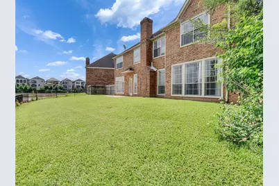 1127 Gloria Court, Sugar Land, TX 77478 - Photo 33