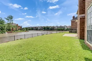 1127 Gloria Ct, Sugar Land, TX 77478 - Photo 33