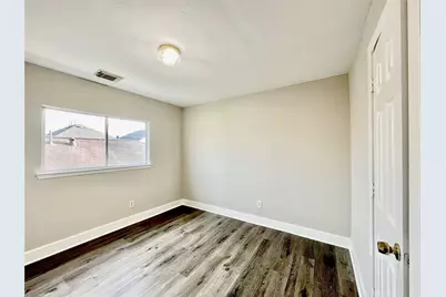 1511 Nichole Woods Drive, Houston, TX 77047 - Photo 13