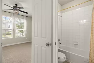 18223 Crystal Knoll Dr, Cypress, TX 77433 - Photo 5