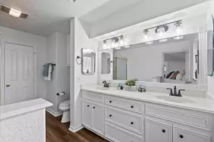 933 Bonita St, Bayou Vista, TX 77563 - Photo 19