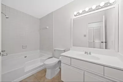 10811 Richmond Avenue #72, Houston, TX 77042 - Photo 13