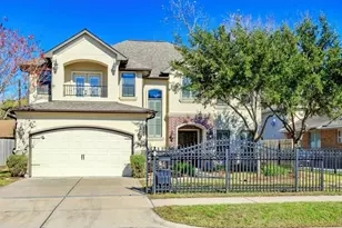 2817 Rosewood St, Houston, TX 77004 - Photo 1