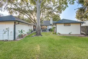 1711 S Kirkwood Rd, Houston, TX 77077 - Photo 37